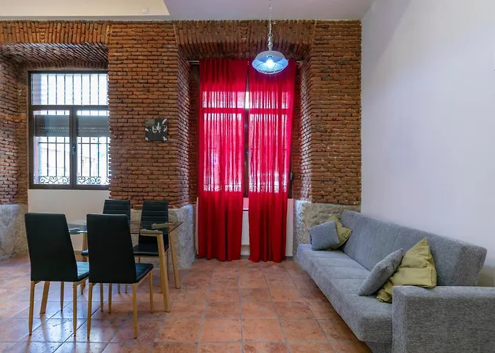 Homeabout Imperial Apartment
